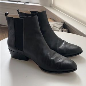 Michael Kors black leather ankle boots size 8.5